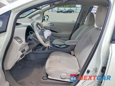 Zdjęcie 7 z 12 samochodu: 2012 NISSAN LEAF SV VIN:JN1AZ0CP8CT021459 - miniatura
