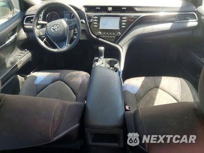 Zdjęcie 8 z 12 samochodu: 2018 TOYOTA CAMRY LE VIN:4T1B11HK8JU655269 - miniatura
