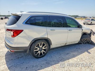 Trzecie zdjęcie samochodu z tyłu: 2020 HONDA PILOT TOURING VIN:5FNYF5H92LB026042 - miniatura