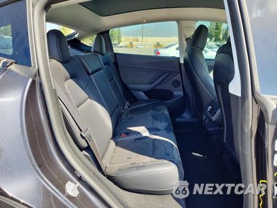 Zdjęcie 11 z 14 samochodu: 2024 TESLA MODEL Y VIN:7SAYGDED6RF096123 - miniatura