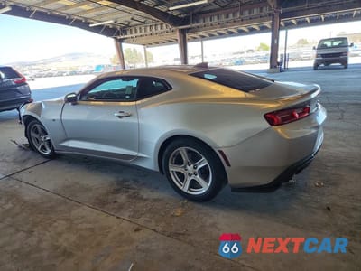 Drugie zdjęcie samochodu z przodu: 2018 CHEVROLET CAMARO LT VIN:1G1FB1RX1J0156133 - miniatura