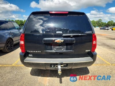 Zdjęcie 6 z 13 samochodu: 2010 CHEVROLET SUBURBAN C1500 LTZ VIN:1GNUCKE02AR173357 - miniatura