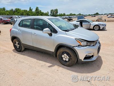 Czwarte zdjęcie samochodu z boku: 2018 CHEVROLET TRAX LS VIN:3GNCJKSB5JL191186 - miniatura