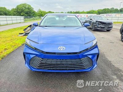 Piąte zdjęcie samochodu w środku: 2025 TOYOTA CAMRY LE VIN:4T1DAACK9SU007750 - miniatura