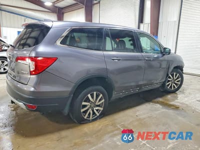 Trzecie zdjęcie samochodu z tyłu: 2021 HONDA PILOT EX VIN:5FNYF6H3XMB011212 - miniatura