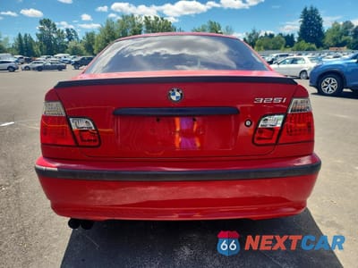 Zdjęcie 6 z 13 samochodu: 2003 BMW 325 I VIN:WBAET37403NJ29920 - miniatura
