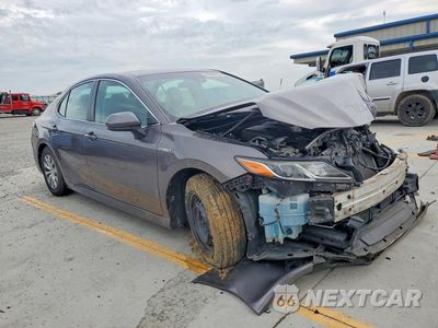 Czwarte zdjęcie samochodu z boku: 2018 TOYOTA CAMRY LE VIN:4T1B31HK7JU500013 - miniatura