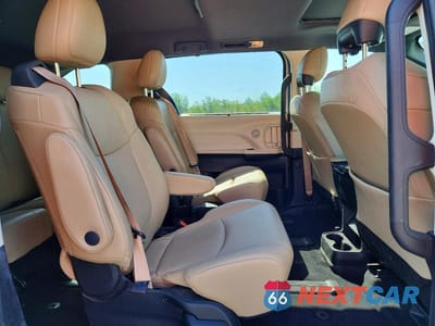 Zdjęcie 11 z 14 samochodu: 2021 TOYOTA SIENNA XLE VIN:5TDYRKEC1MS044115 - miniatura