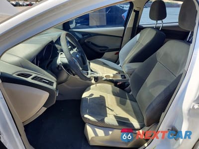 Zdjęcie 7 z 12 samochodu: 2012 FORD FOCUS SE VIN:1FAHP3F25CL196809 - miniatura