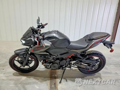 Trzecie zdjęcie samochodu z tyłu: 2025 KAWASAKI ER500 VIN:ML5ERGF18SDA58967 - miniatura