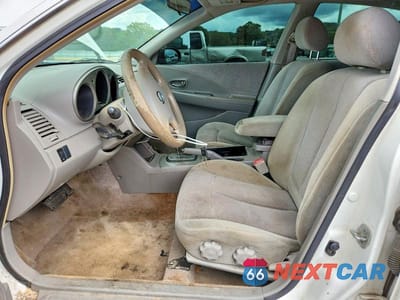 Zdjęcie 7 z 12 samochodu: 2004 NISSAN ALTIMA 2.5 VIN:1N4AL11D74C178467 - miniatura