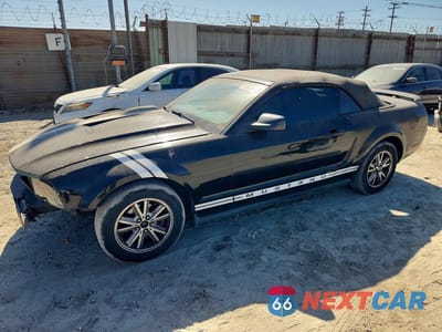 2005 FORD MUSTANG 1ZVFT84N255237246 - główne zdjęcie licytacji z USA - miniatura