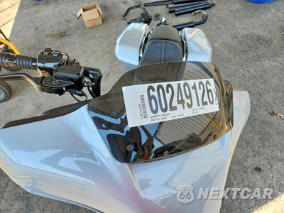 Piąte zdjęcie samochodu w środku: 2024 HARLEY-DAVIDSON FLHX VIN:1HD1KB715RB615703 - miniatura