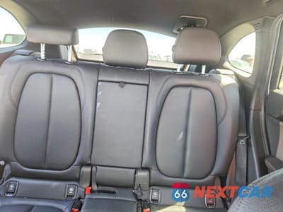 Zdjęcie 10 z 14 samochodu: 2018 BMW X1 SDRIVE28I VIN:WBXHU7C35J5L08889 - miniatura