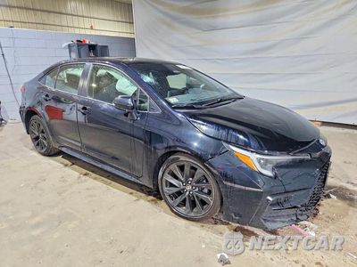 Czwarte zdjęcie samochodu z boku: 2023 TOYOTA COROLLA XSE VIN:JTDT4MCE7P3517028 - miniatura