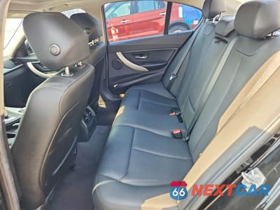 Zdjęcie 10 z 12 samochodu: 2016 BMW 320 XI VIN:WBA8A3C57GK551384 - miniatura