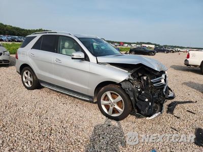 Czwarte zdjęcie samochodu z boku: 2017 MERCEDES-BENZ GLE 350 4MATIC VIN:4JGDA5HBXHA822484 - miniatura