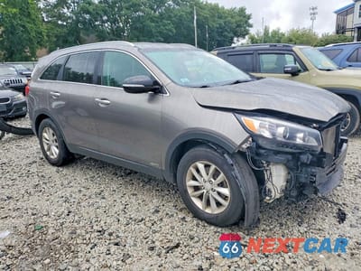 Czwarte zdjęcie samochodu z boku: 2016 KIA SORENTO LX VIN:5XYPGDA35GG148224 - miniatura