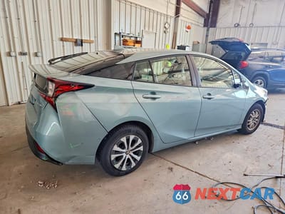 Trzecie zdjęcie samochodu z tyłu: 2019 TOYOTA PRIUS XLE AWD-E VIN:JTDL9RFU6K3005156 - miniatura