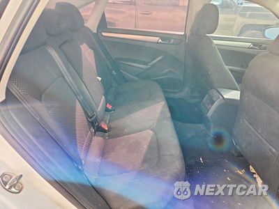 Zdjęcie 10 z 12 samochodu: 2012 VOLKSWAGEN PASSAT S VIN:1VWAH7A39CC098525 - miniatura