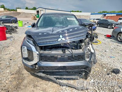 Piąte zdjęcie samochodu w środku: 2023 MITSUBISHI OUTLANDER SE VIN:JA4J4UA80PZ041247 - miniatura