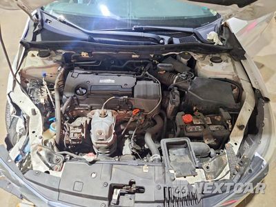 Zdjęcie 11 z 12 samochodu: 2017 HONDA ACCORD LX VIN:1HGCR2F36HA087376 - miniatura