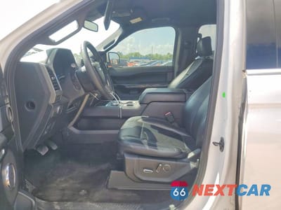 Zdjęcie 7 z 13 samochodu: 2019 FORD EXPEDITION XLT VIN:1FMJU1HT4KEA13395 - miniatura