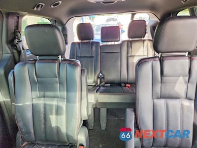 Zdjęcie 10 z 13 samochodu: 2018 DODGE GRAND CARAVAN GT VIN:2C4RDGEG8JR189482 - miniatura