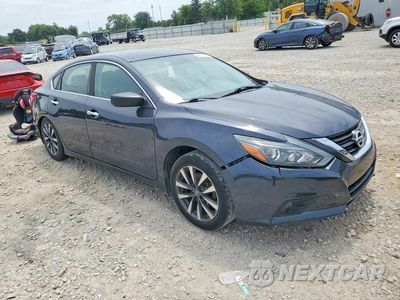 Czwarte zdjęcie samochodu z boku: 2016 NISSAN ALTIMA 2.5 SV VIN:1N4AL3AP9GC252546 - miniatura