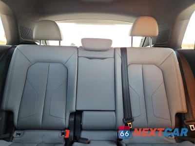 Zdjęcie 10 z 14 samochodu: 2020 AUDI Q3 PRESTIGE S-LINE VIN:WA1FECF37L1085443 - miniatura