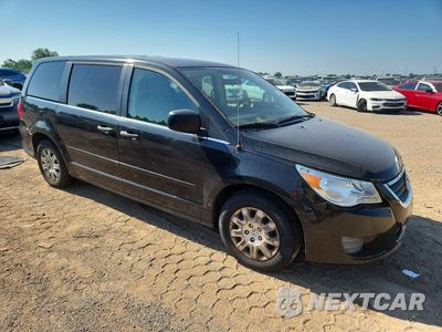 Czwarte zdjęcie samochodu z boku: 2011 VOLKSWAGEN ROUTAN S VIN:2V4RW4DGXBR803191 - miniatura