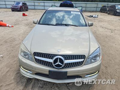Piąte zdjęcie samochodu w środku: 2011 MERCEDES-BENZ C VIN:WDDGF8BB7BR145650 - miniatura