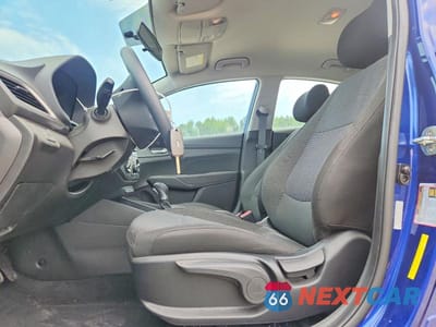 Zdjęcie 7 z 13 samochodu: 2021 HYUNDAI ACCENT SE VIN:3KPC24A62ME133647 - miniatura