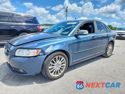 2010 VOLVO S40 2.4I YV1382MS1A2512850 - główne zdjęcie licytacji z USA - miniatura