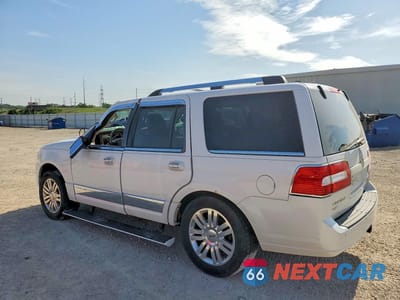 Drugie zdjęcie samochodu z przodu: 2013 LINCOLN NAVIGATOR VIN:5LMJJ2J51DEL02549 - miniatura