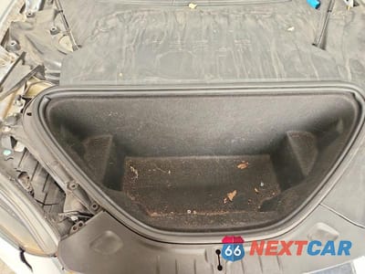 Zdjęcie 11 z 12 samochodu: 2019 TESLA MODEL S VIN:5YJSA1E28KF340099 - miniatura