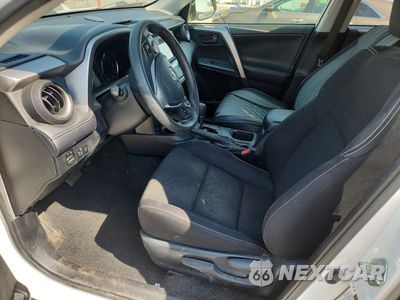Zdjęcie 7 z 14 samochodu: 2018 TOYOTA RAV4 HYBRID LE VIN:JTMRJREVXJD190350 - miniatura