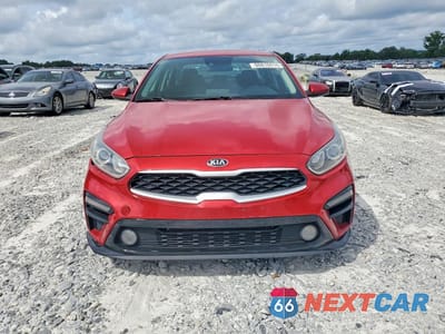 Piąte zdjęcie samochodu w środku: 2019 KIA FORTE LXS VIN:3KPF24AD5KE027458 - miniatura