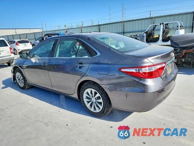 Drugie zdjęcie samochodu z przodu: 2017 TOYOTA CAMRY LE VIN:4T1BF1FK1HU434966 - miniatura