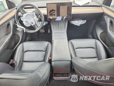 Zdjęcie 8 z 13 samochodu: 2024 TESLA MODEL Y VIN:7SAYGDED2RF035707 - miniatura