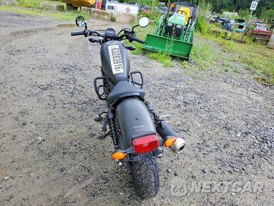 Czwarte zdjęcie samochodu z boku: 2019 HONDA CMX300 VIN:MLHNC5305K5200655 - miniatura