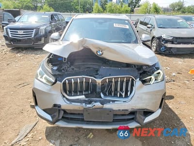 Piąte zdjęcie samochodu w środku: 2024 BMW X1 XDRIVE28I VIN:WBX73EF00R5Y76158 - miniatura