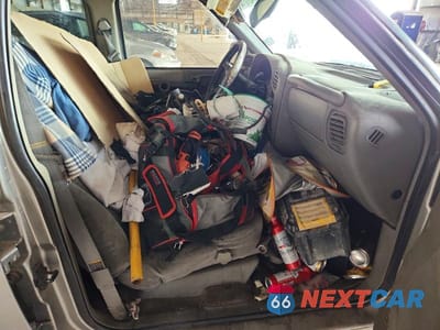 Zdjęcie 7 z 12 samochodu: 1998 CHEVROLET BLAZER VIN:1GNDT13W8W2208632 - miniatura