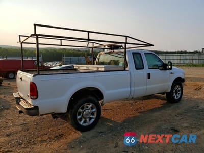 Trzecie zdjęcie samochodu z tyłu: 2005 FORD F250 SUPER DUTY VIN:1FTSX21515EC76658 - miniatura