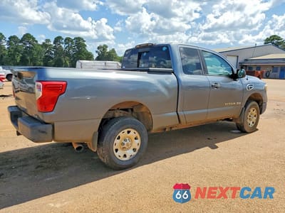 Trzecie zdjęcie samochodu z tyłu: 2017 NISSAN TITAN XD S VIN:1N6BA1C37HN561812 - miniatura