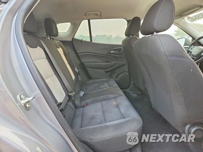 Zdjęcie 11 z 13 samochodu: 2025 CHEVROLET TRAX LS VIN:KL77LFEP2SC128012 - miniatura