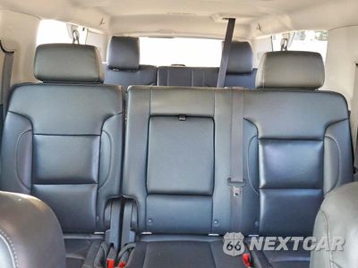 Zdjęcie 10 z 13 samochodu: 2020 CHEVROLET SUBURBAN K1500 LT VIN:1GNSKHKC2LR121757 - miniatura