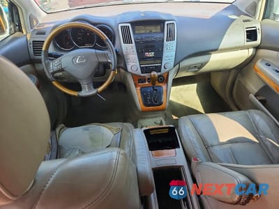 Zdjęcie 8 z 13 samochodu: 2005 LEXUS RX 330 VIN:2T2HA31UX5C053218 - miniatura