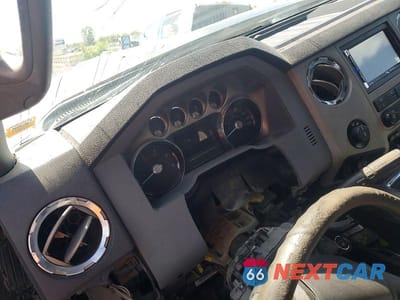 Zdjęcie 9 z 12 samochodu: 2015 FORD F350 SUPER DUTY VIN:1FT8W3BT1FEA33384 - miniatura