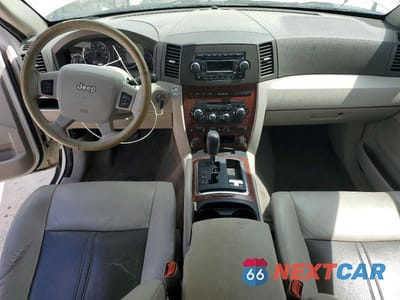 Zdjęcie 8 z 12 samochodu: 2005 JEEP GRAND CHEROKEE LIMITED VIN:1J4HR58275C673329 - miniatura
